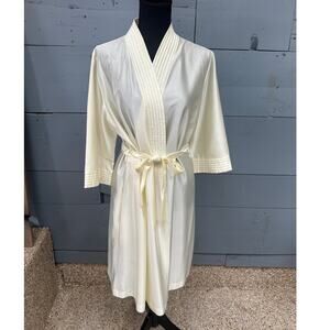 Cream Unbranded sheer women's robe S/M